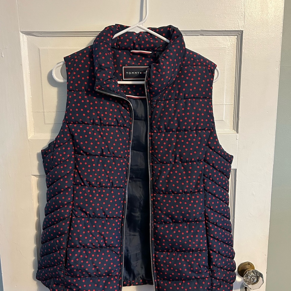 Tommy Hilfiger Navy w/ Red Polka Dots Puffer Vest, size M